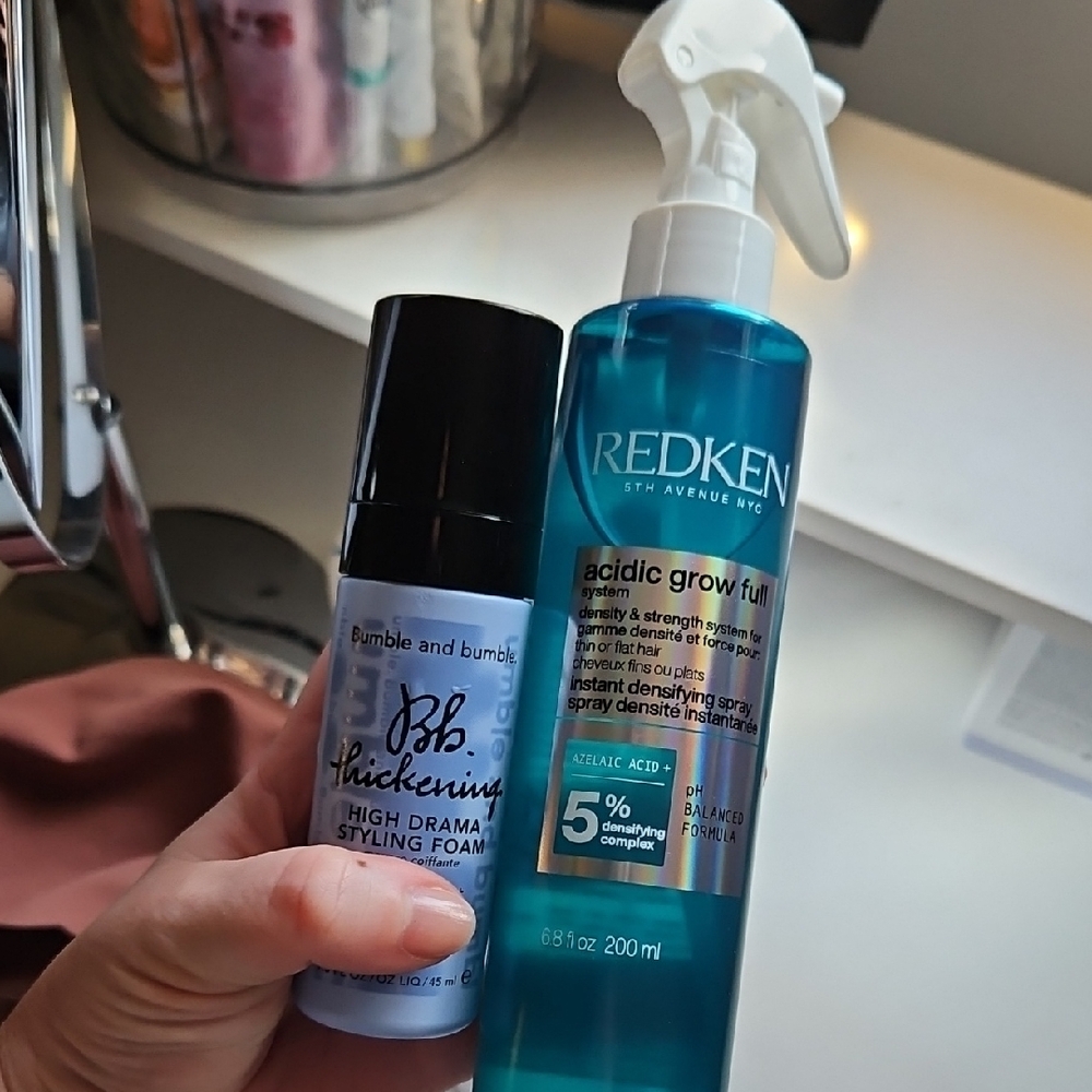 Redken Acidic Grow Chi heat Protectant Bumble Mouse